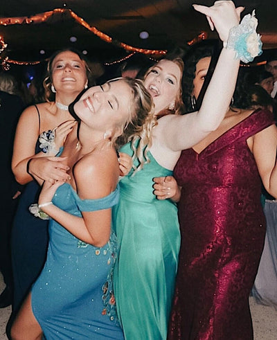 The Perfect Prom Timeline