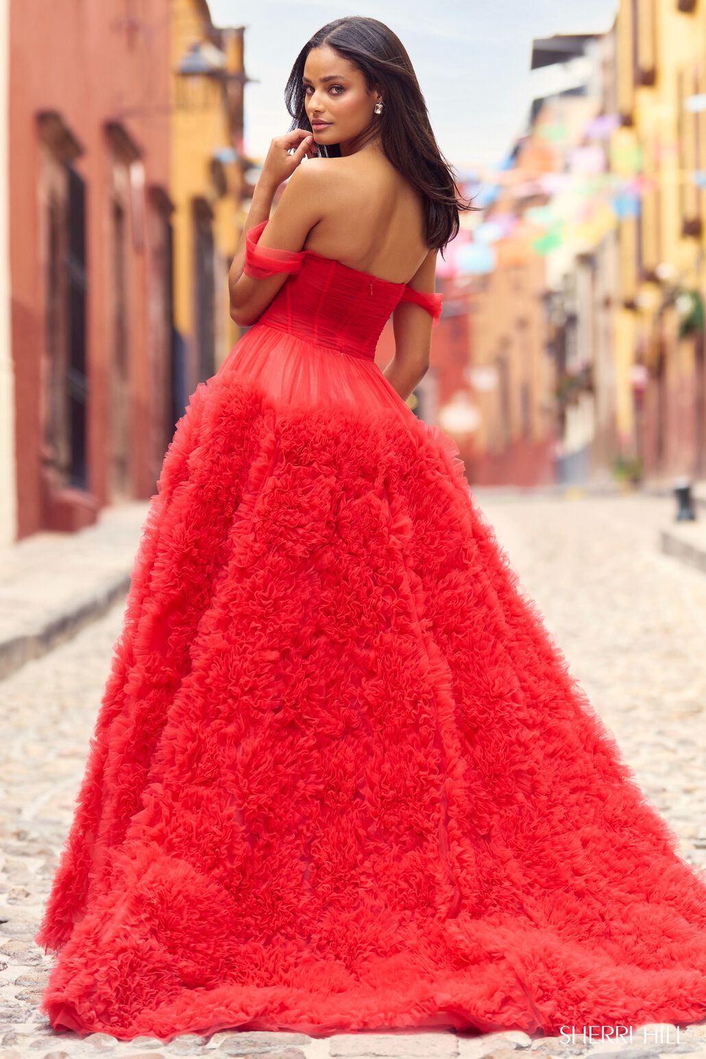 Sherri Hill Black/Red Print prom dress at XO by Sophia's 55324 / Ivory / 4 Sherri Hill Black/Red Print prom dress at XO by Sophia's 55324 / Ivory / 4