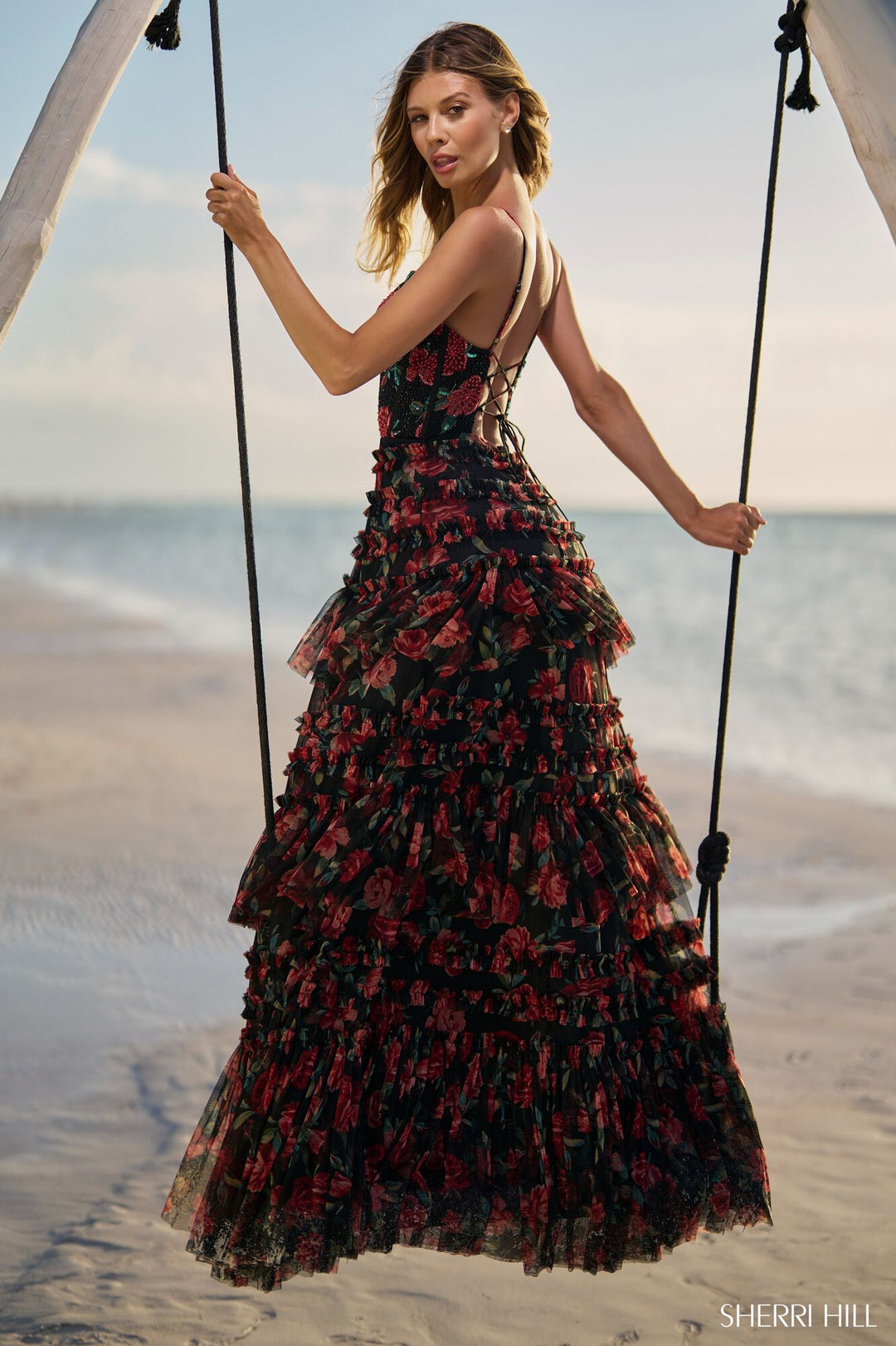 House on the Hill　Dress (Black)　100(3Y) The Viviana Nap Dress - Black Linear Swiss Dot – Hill House Home