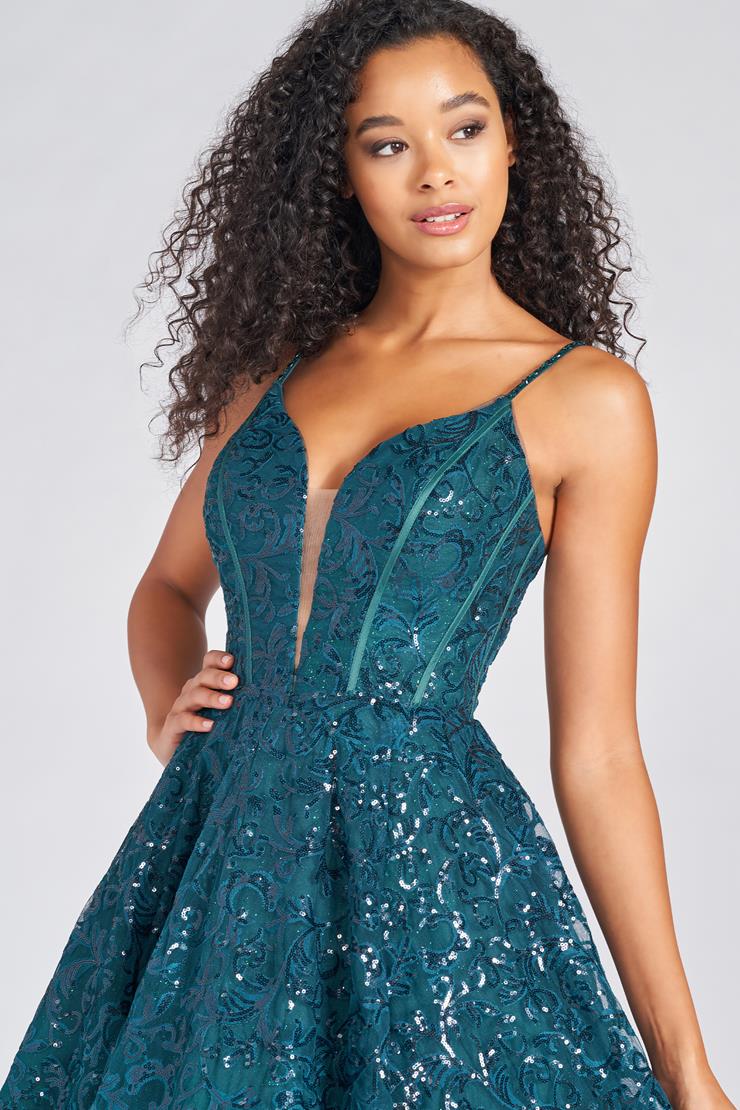 green emerald velvet dress Forest main image 1